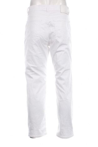 Herren Jeans Pierre Cardin, Größe L, Farbe Weiß, Preis 38,36 €