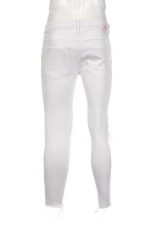 Herren Jeans Pull&Bear, Größe M, Farbe Weiß, Preis 9,00 €