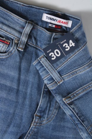 Blugi de bărbați Tommy Jeans, Mărime S, Culoare Albastru, Preț 282,90 Lei