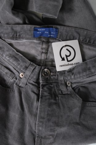 Herren Jeans Zara Man, Größe S, Farbe Grau, Preis 5,45 €