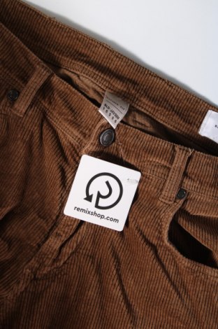 Pantaloni raiați de bărbați Baldessarini, Mărime M, Culoare Maro, Preț 101,98 Lei