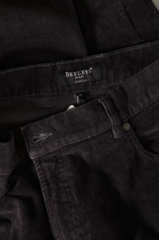 Pantaloni raiați de bărbați Bexleys, Mărime L, Culoare Gri, Preț 33,72 Lei