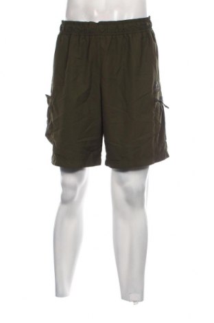 Pantaloni scurți de bărbați Adidas, Mărime XL, Culoare Verde, Preț 111,84 Lei