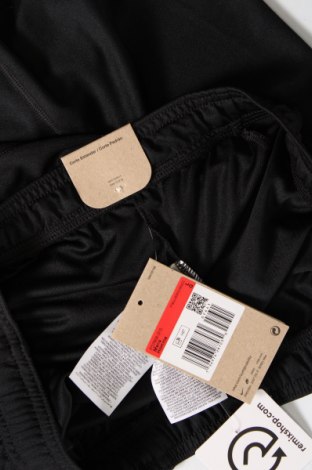 Pantaloni scurți de bărbați Nike, Mărime L, Culoare Negru, Preț 139,16 Lei