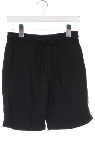 Ανδρικό κοντό παντελόνι Bershka, Μέγεθος S, Χρώμα Μαύρο, Τιμή 15,46 €