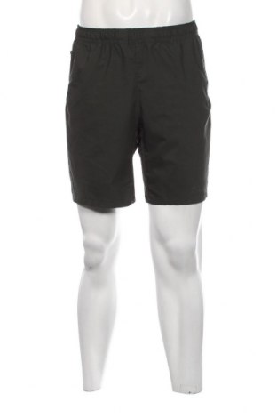 Pantaloni scurți de bărbați Decathlon, Mărime M, Culoare Verde, Preț 25,00 Lei