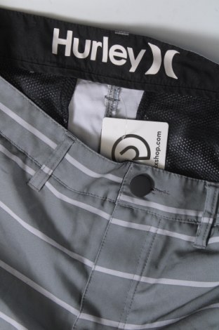 Pantaloni scurți de bărbați Hurley, Mărime S, Culoare Gri, Preț 100,66 Lei