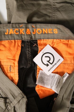 Męskie szorty Jack & Jones, Rozmiar M, Kolor Zielony, Cena 108,75 zł