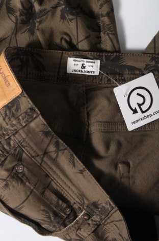 Pánské kraťasy Jack & Jones, Velikost L, Barva Zelená, Cena  488,00 Kč