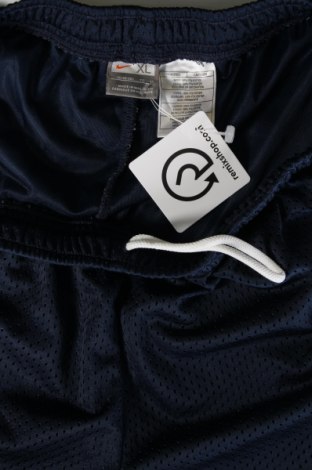 Pantaloni scurți de bărbați Nike, Mărime XL, Culoare Albastru, Preț 111,84 Lei