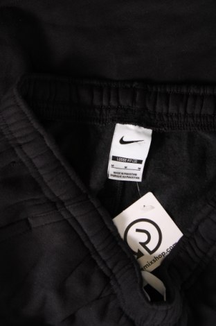 Pantaloni scurți de bărbați Nike, Mărime M, Culoare Negru, Preț 111,84 Lei