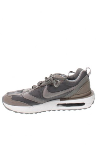 Încălțăminte bărbătească Nike, Mărime 43, Culoare Multicolor, Preț 227,00 Lei