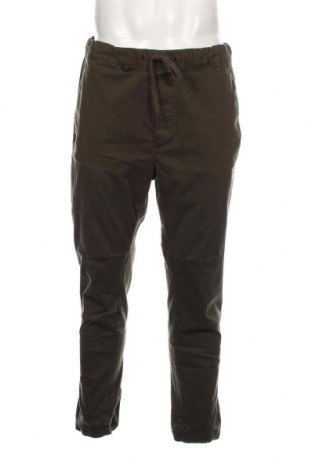 Pantaloni de bărbați Bershka, Mărime L, Culoare Verde, Preț 44,39 Lei