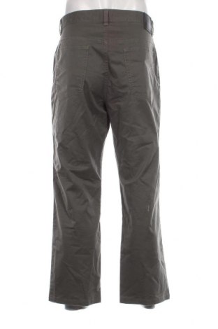 Pantaloni de bărbați Bexleys, Mărime L, Culoare Verde, Preț 27,99 Lei