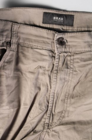 Pantaloni de bărbați Brax, Mărime L, Culoare Bej, Preț 91,78 Lei