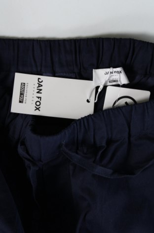 Pantaloni de bărbați Dan Fox X About You, Mărime L, Culoare Albastru, Preț 137,66 Lei