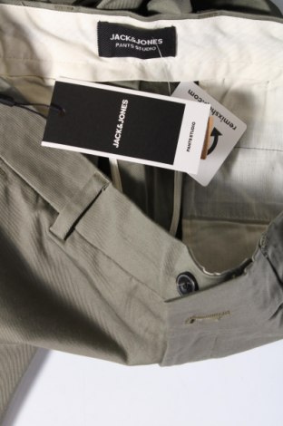 Pantaloni de bărbați Jack & Jones, Mărime S, Culoare Verde, Preț 65,13 Lei