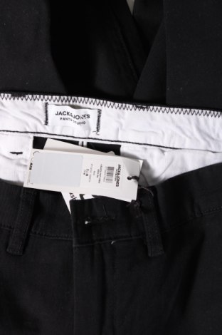 Мъжки панталон Jack & Jones, Размер M, Цвят Черен, Цена 29,70 лв.