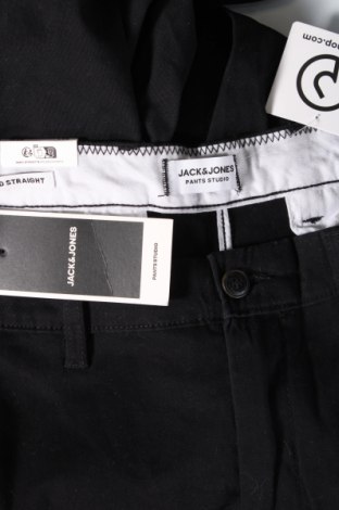 Pantaloni de bărbați Jack & Jones, Mărime XL, Culoare Negru, Preț 81,42 Lei