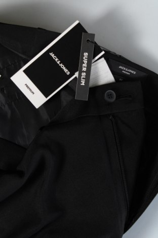 Ανδρικό παντελόνι Jack & Jones PREMIUM, Μέγεθος M, Χρώμα Μαύρο, Τιμή 47,94 €