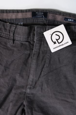 Мъжки панталон McNeal, Размер M, Цвят Сив, Цена 10,25 лв.