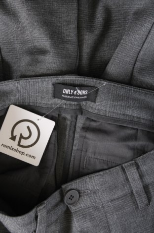 Pantaloni de bărbați Only & Sons, Mărime S, Culoare Gri, Preț 54,48 Lei