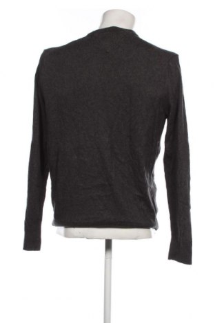 Мъжки пуловер Tommy Hilfiger, Размер L, Цвят Сив, Цена 142,10 лв.