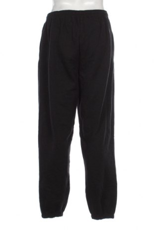Pantaloni trening de bărbați Fruit Of The Loom, Mărime XL, Culoare Negru, Preț 98,36 Lei