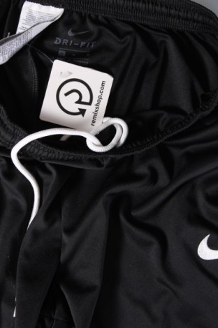 Ανδρικό αθλητικό παντελόνι Nike, Μέγεθος M, Χρώμα Μαύρο, Τιμή 22,82 €