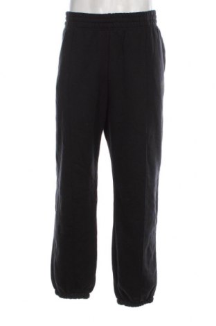 Pantaloni trening de bărbați Nike, Mărime XL, Culoare Negru, Preț 121,38 Lei