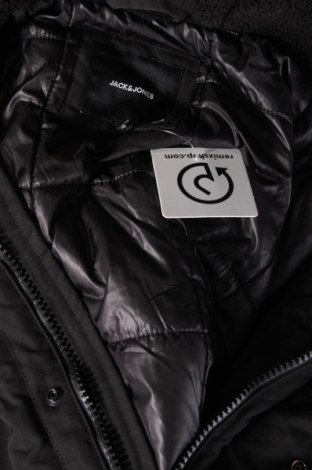 Pánska bunda  Jack & Jones, Veľkosť M, Farba Čierna, Cena  23,90 €