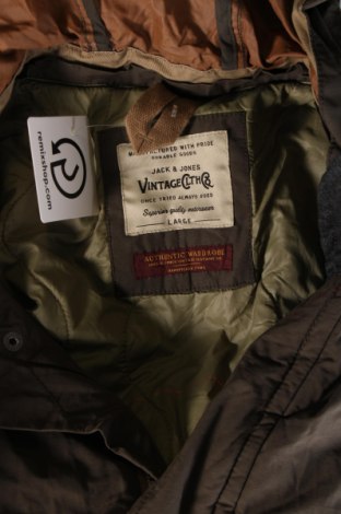 Ανδρικό μπουφάν Jack & Jones, Μέγεθος L, Χρώμα Πράσινο, Τιμή 24,93 €