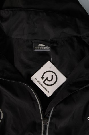 Pánska bunda  New Balance, Veľkosť M, Farba Čierna, Cena  13,78 €