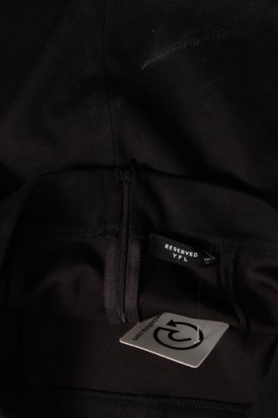 Φούστα Yfl Reserved, Μέγεθος M, Χρώμα Μαύρο, Τιμή 4,70 €