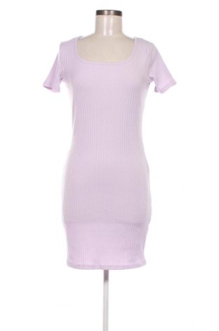 Kleid, Größe M, Farbe Lila, Preis 5,99 €