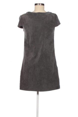 Kleid, Größe M, Farbe Grau, Preis 14,84 €