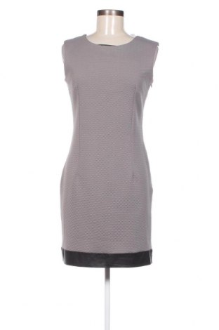 Kleid, Größe M, Farbe Grau, Preis 19,23 €