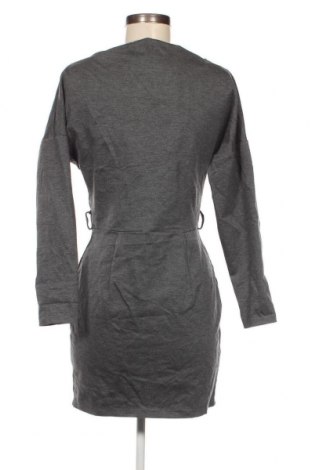 Kleid, Größe M, Farbe Grau, Preis € 8,07