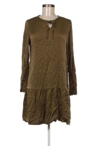 Kleid Aust, Größe M, Farbe Grün, Preis 5,01 €