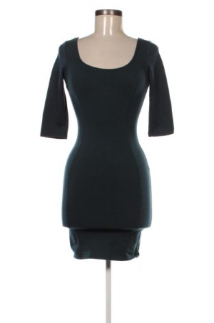 Kleid Bershka, Größe S, Farbe Grün, Preis € 7,56