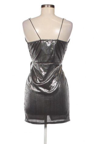 Kleid Boohoo, Größe S, Farbe Silber, Preis 7,57 €