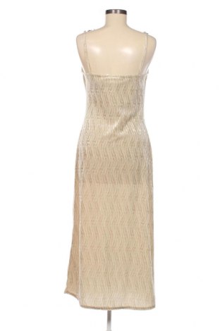 Φόρεμα Cm, Μέγεθος M, Χρώμα  Μπέζ, Τιμή 9,92 €