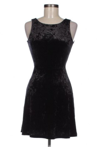 Šaty  H&M Divided, Velikost S, Barva Černá, Cena  384,00 Kč