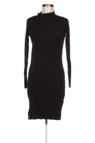 Kleid Holzweiler, Größe M, Farbe Schwarz, Preis 90,99 €