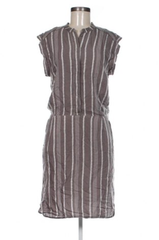 Kleid In Wear, Größe M, Farbe Grün, Preis 42,05 €