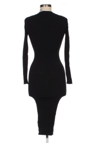 Рокля Karl Lagerfeld, Размер XS, Цвят Черен, Цена 190,50 лв.