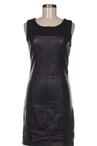 Φόρεμα Minimum, Μέγεθος M, Χρώμα Μαύρο, Τιμή 25,36 €