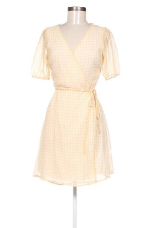 Kleid NA-KD, Größe S, Farbe Mehrfarbig, Preis 13,26 €