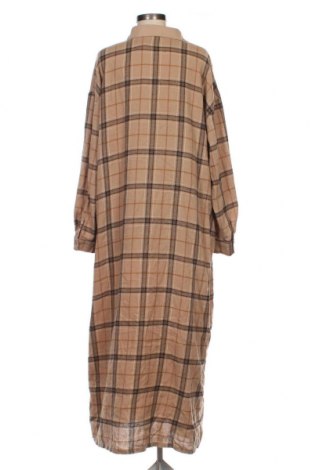 Šaty  SHEIN, Velikost 3XL, Barva Béžová, Cena  462,00 Kč
