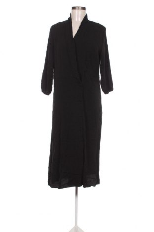 Kleid Selected Femme, Größe L, Farbe Schwarz, Preis € 25,68